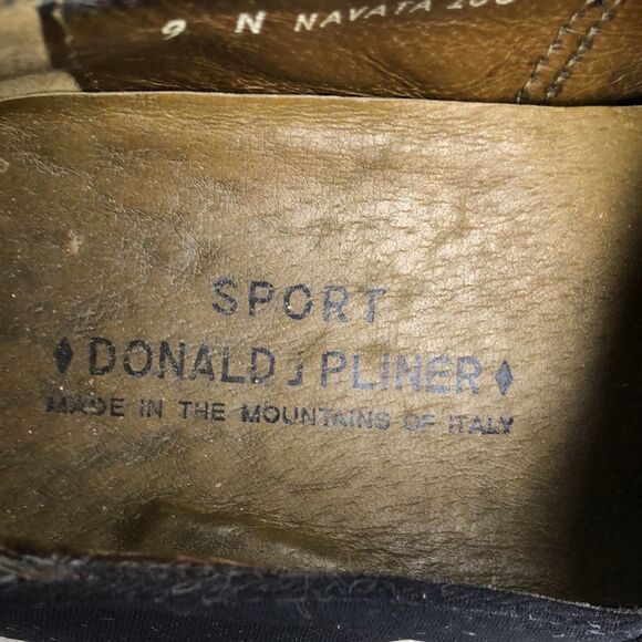Donald Pliner Navata slip ons - Picture 7 of 10